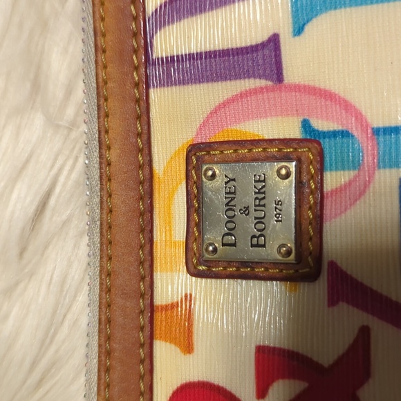 Dooney & Burke multicolor retro vintage wristlet wallet - Picture 2 of 8